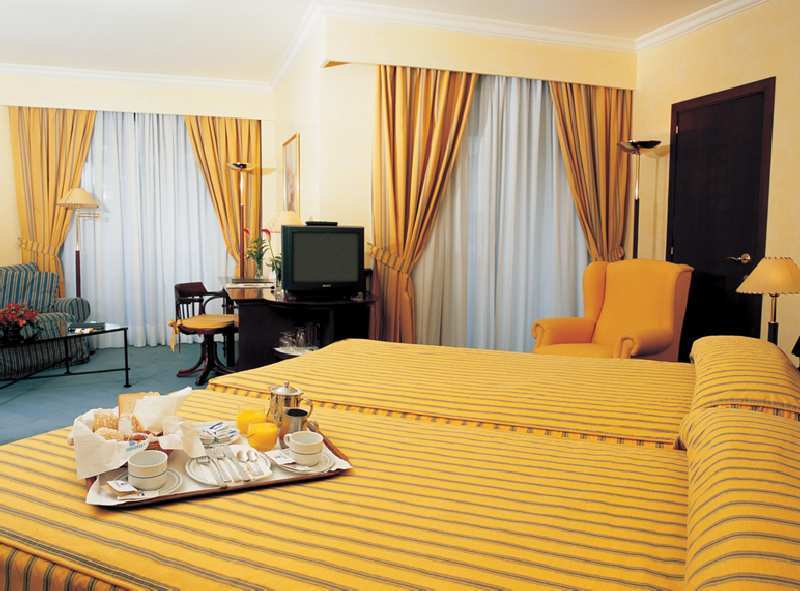 Hipotels Sherry Park Hotel 4*